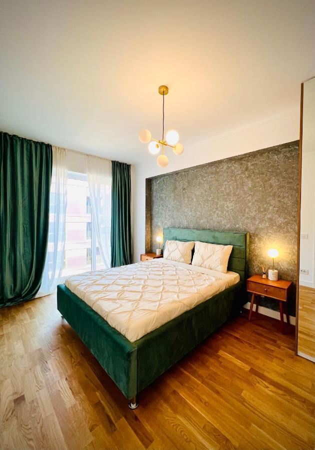 Exquisite - Two Bedroom Apartment Bukarest Eksteriør billede