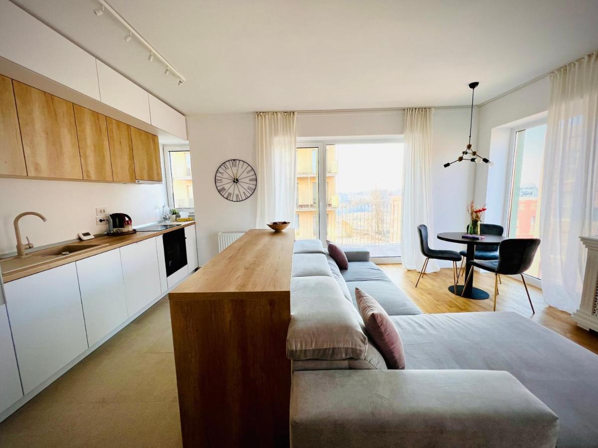 Exquisite - Two Bedroom Apartment Bukarest Eksteriør billede